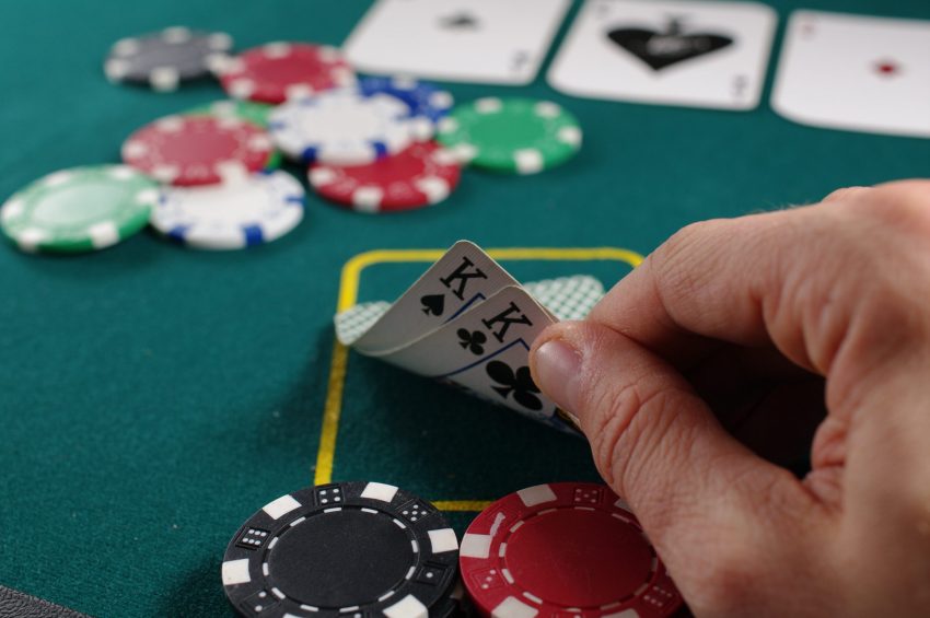 The Simplest Guide to the Poker Game